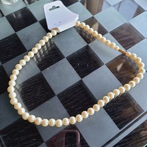 Ladies vintage Necklace pearls